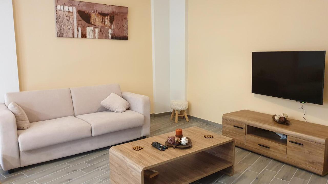 Helen Apartments & Studios 에이지오스스테파노스 외부 사진